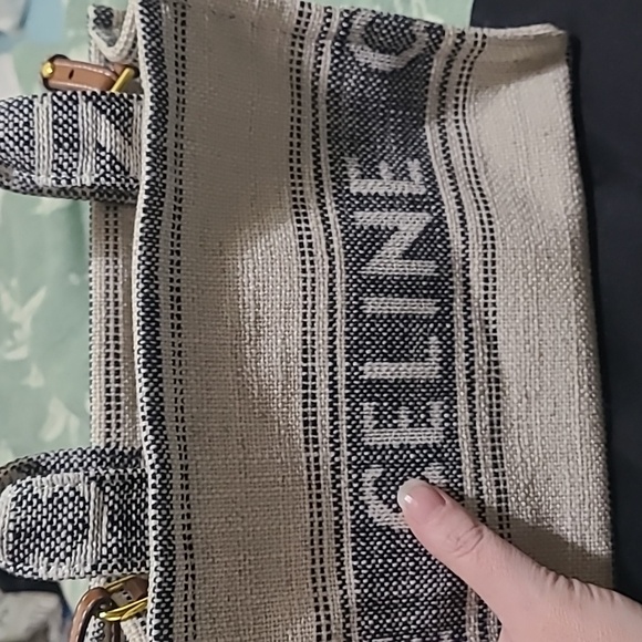 Cross body bag - Picture 1 of 4